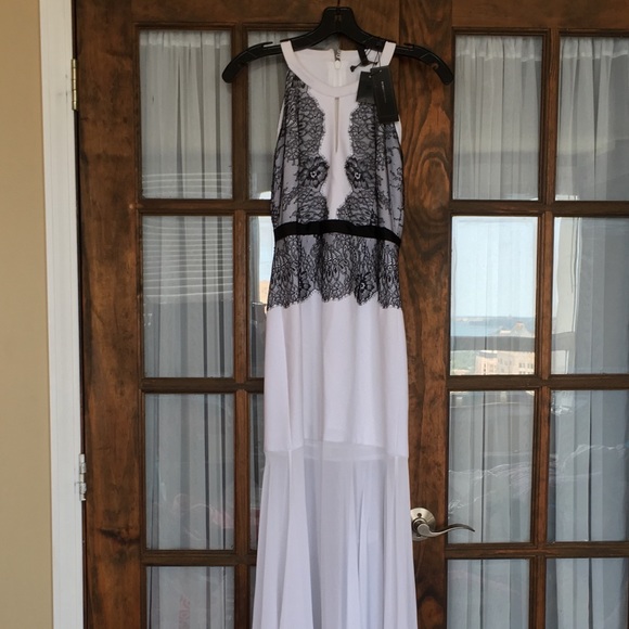 NWT Authentic BCBG Max Azria floor length gown 0 - Picture 5 of 7